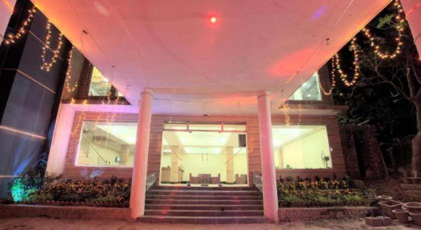 Hotel Night Heaven Bāndarban Exterior foto